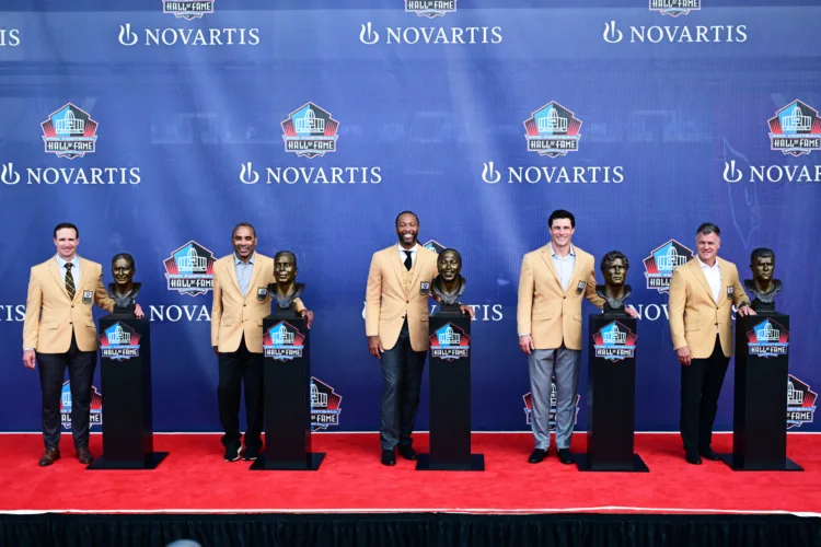 Five inducted into Pro Football Hall of Fame
